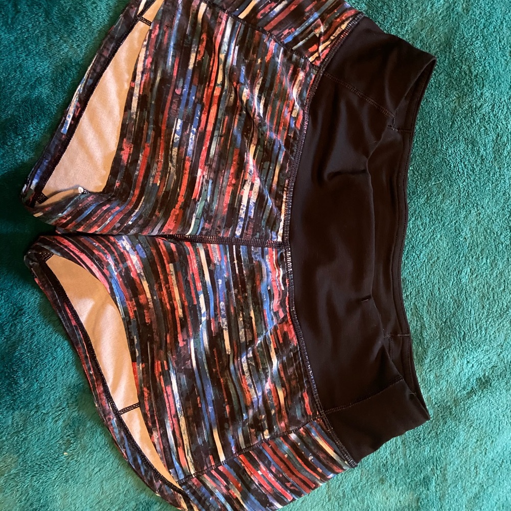 Lululemon size 2 speed up shorts